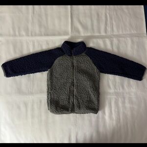 Carter’s Gray & Navy Blue Fleece Zip Up w/ Pockets